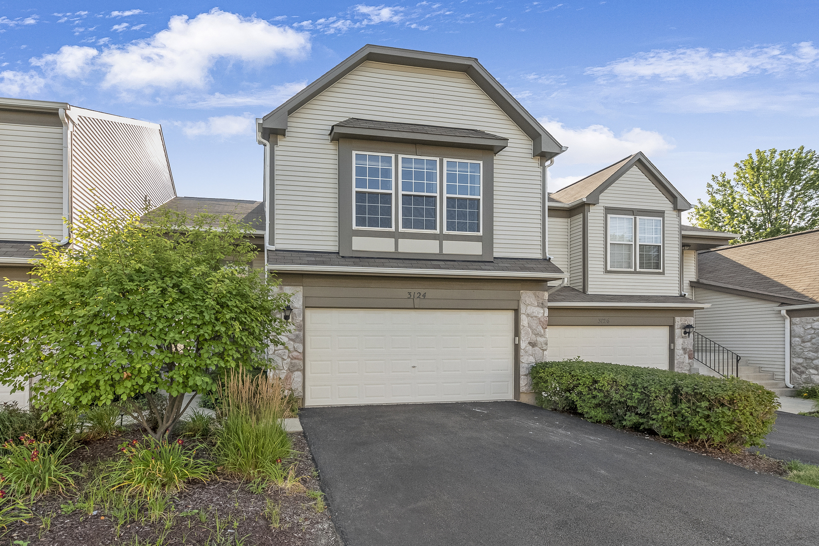 3124 Ollerton Avenue, Aurora, IL