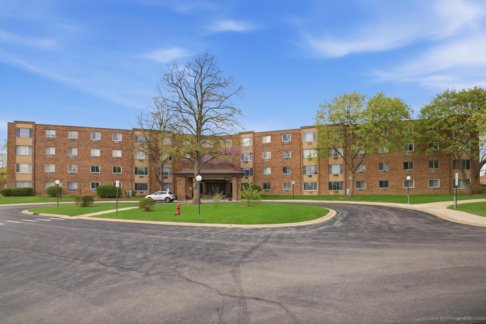 1880 Bonnie Lane #412, Hoffman Estates, IL