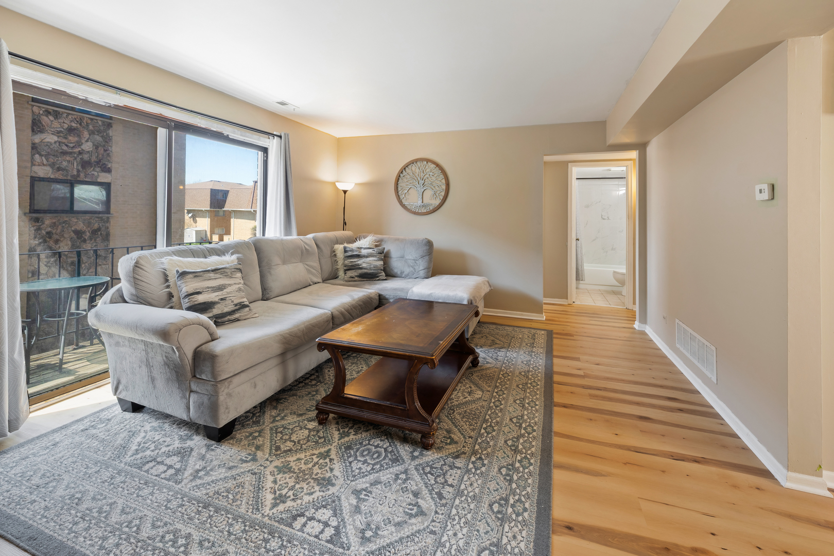 8504 W Catherine Avenue #2N, Chicago, IL