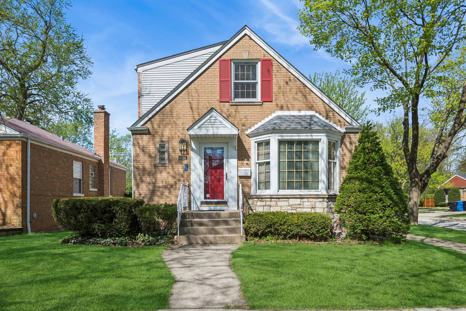 6250 N Lowell Avenue, Chicago, IL