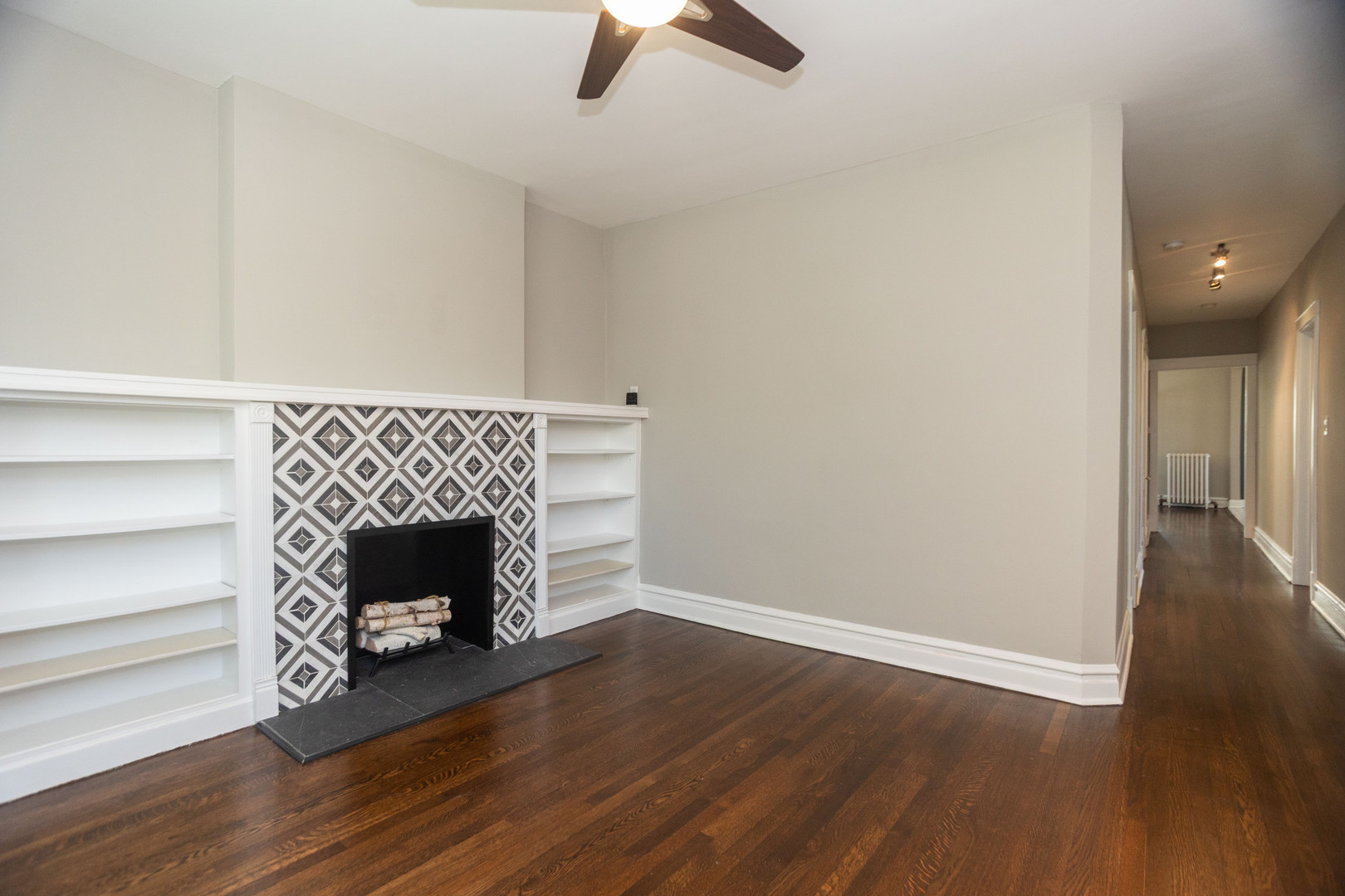 2037 W Estes Avenue #2, Chicago, IL