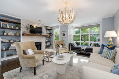 2389 N Wayne Avenue, Chicago, IL