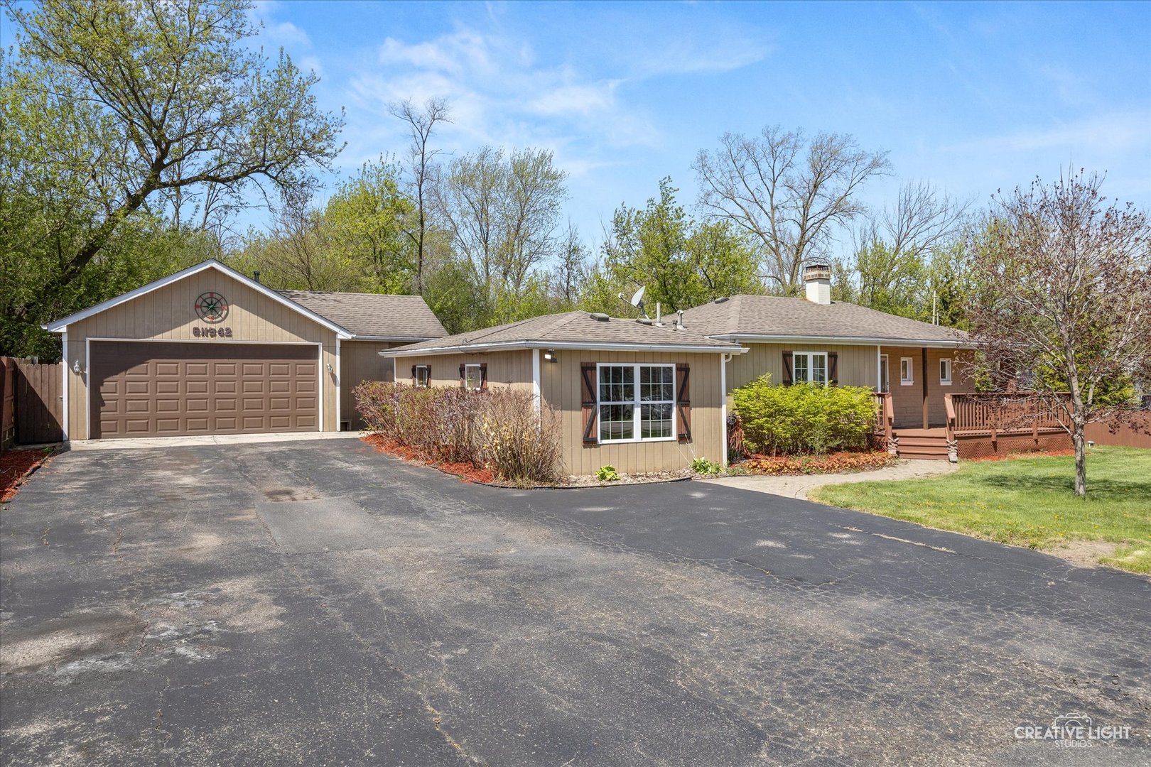 6N542 Wyoming Avenue, St. Charles, IL