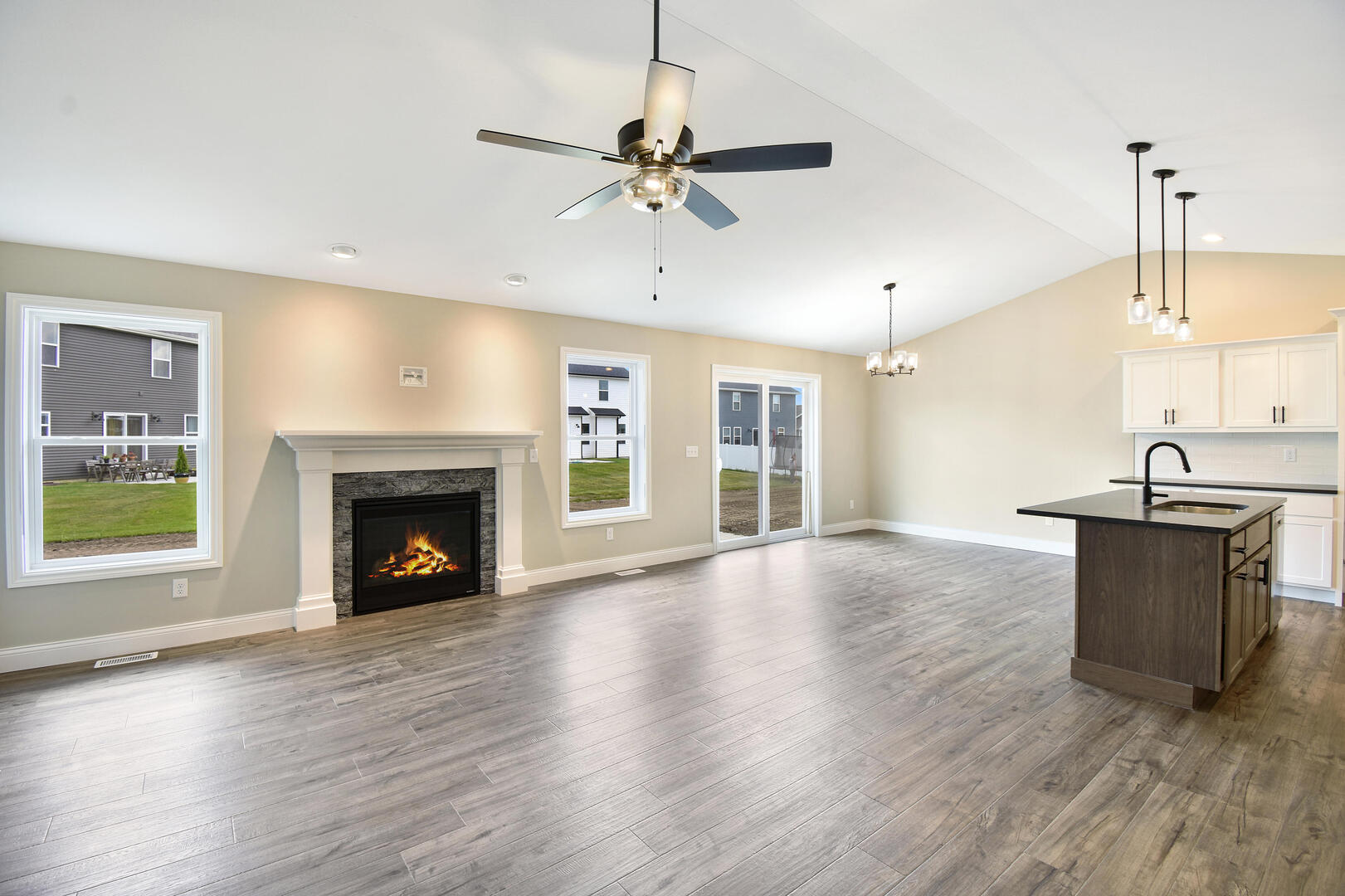 706 Cates Drive, Mahomet, IL