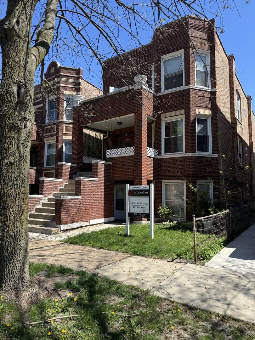 4143 N McVicker Avenue #2, Chicago, IL