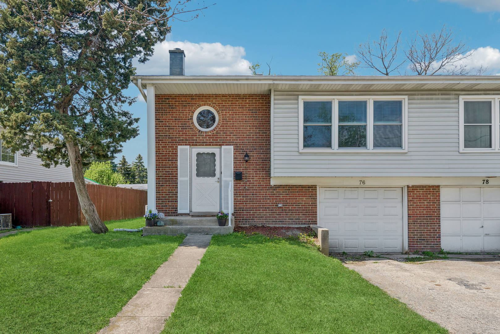76 Briar Street, Glen Ellyn, IL
