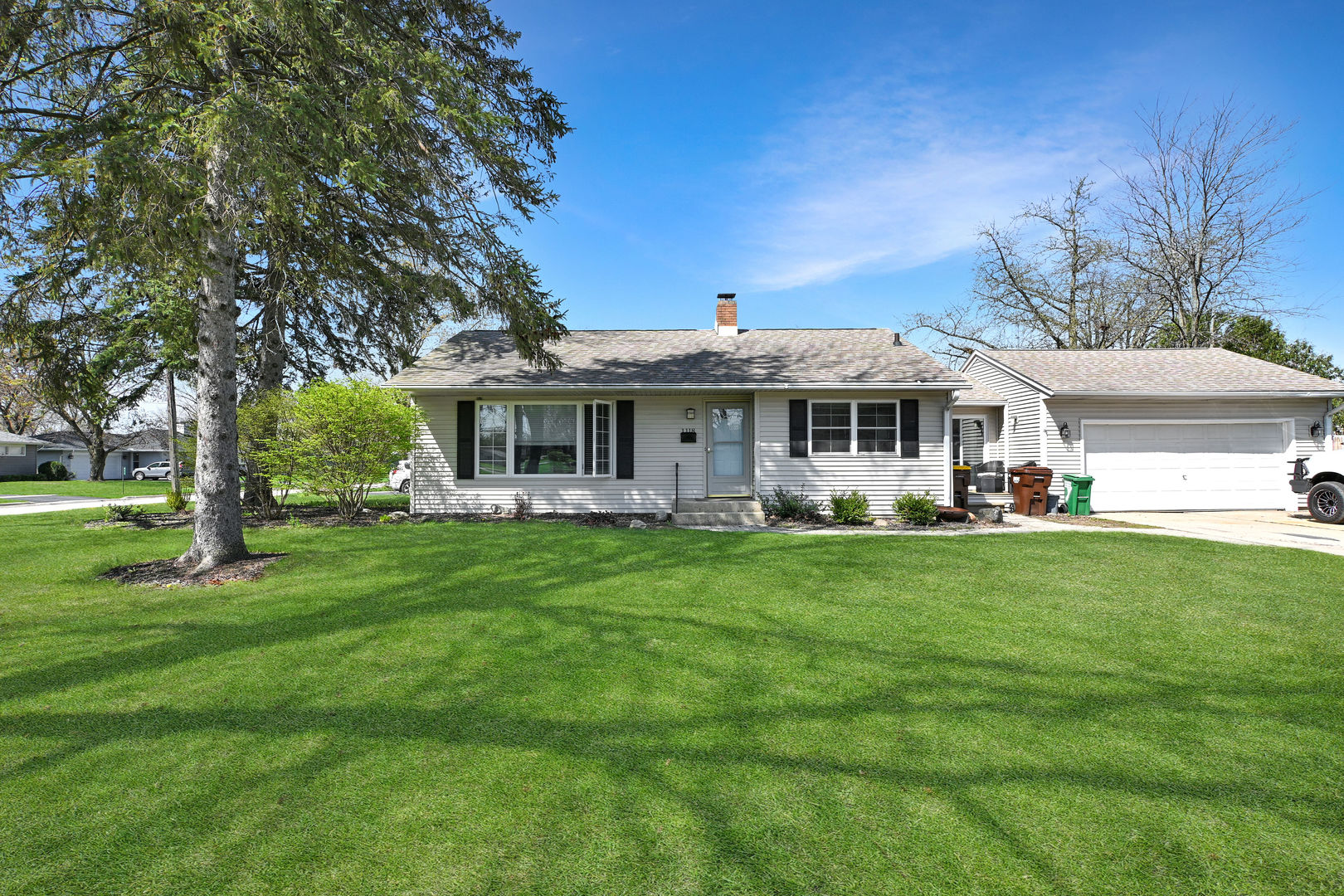 1118 Blakely Street, Woodstock, IL