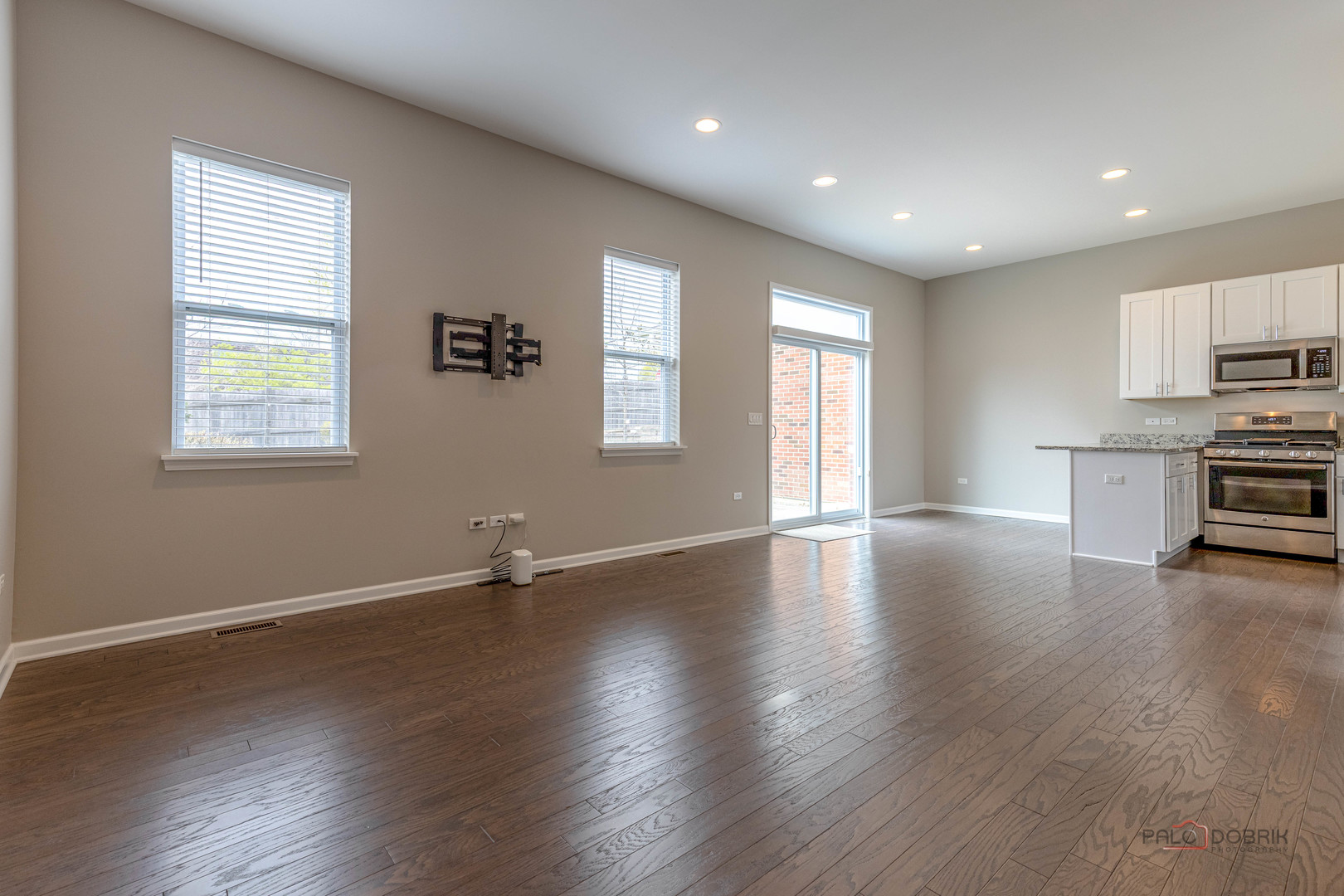 2390 N Newberry Lane, Palatine, IL