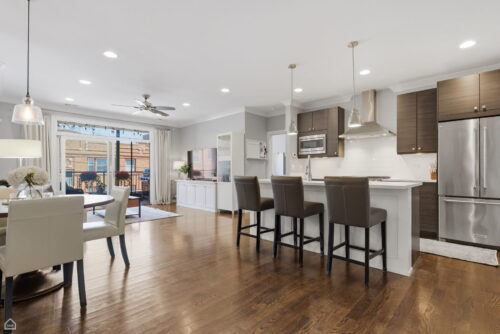 3047 N Oakley Avenue #205, Chicago, IL