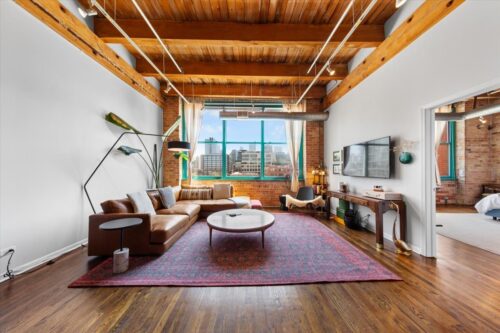 312 N MAY Street #4D, Chicago, IL