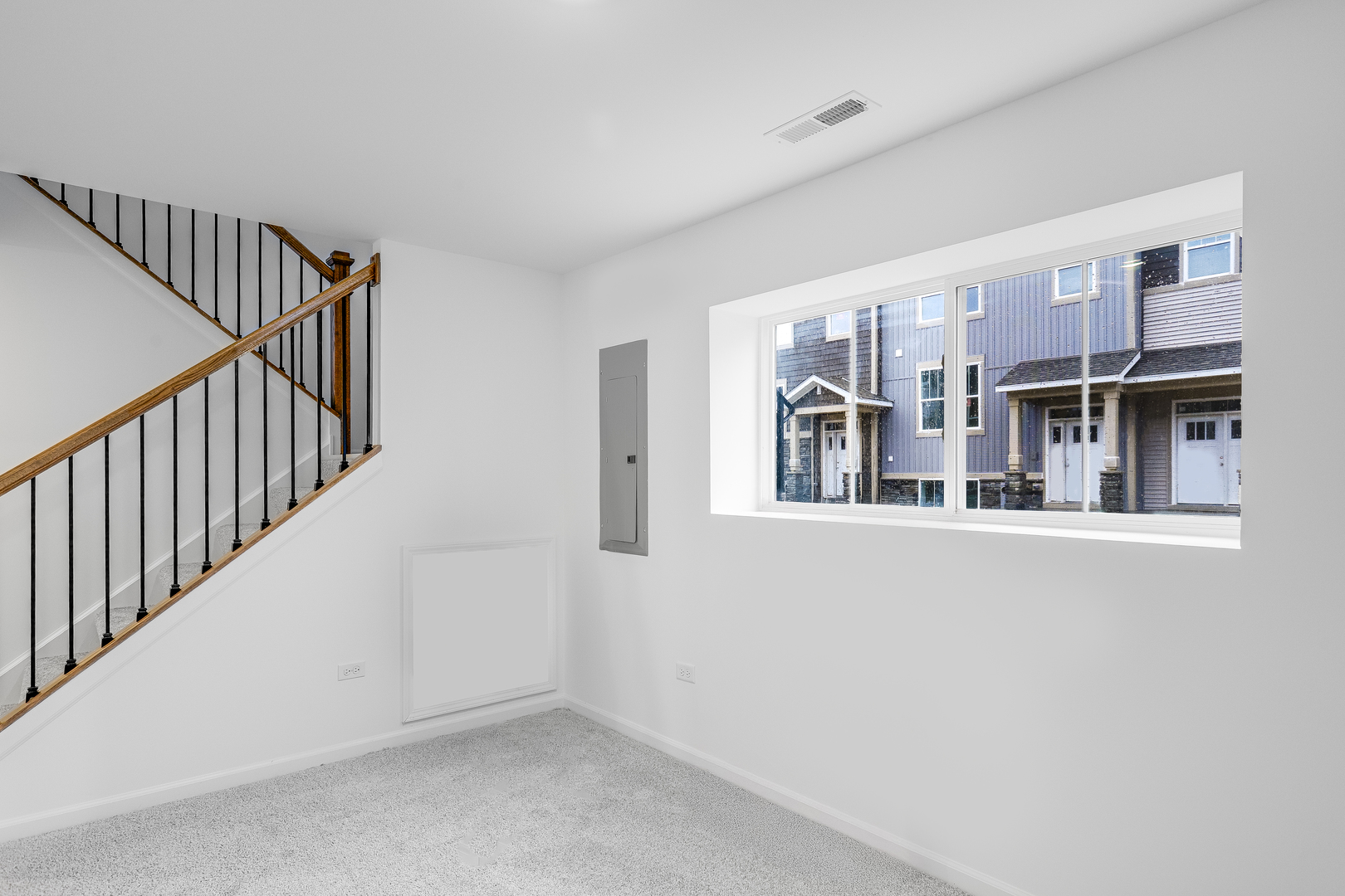 433 Red Oak Circle, Volo, IL