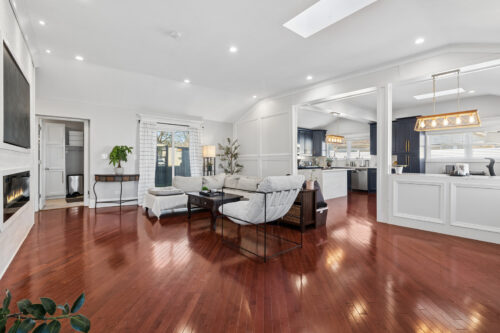 1370 Northmoor Court, Northbrook, IL