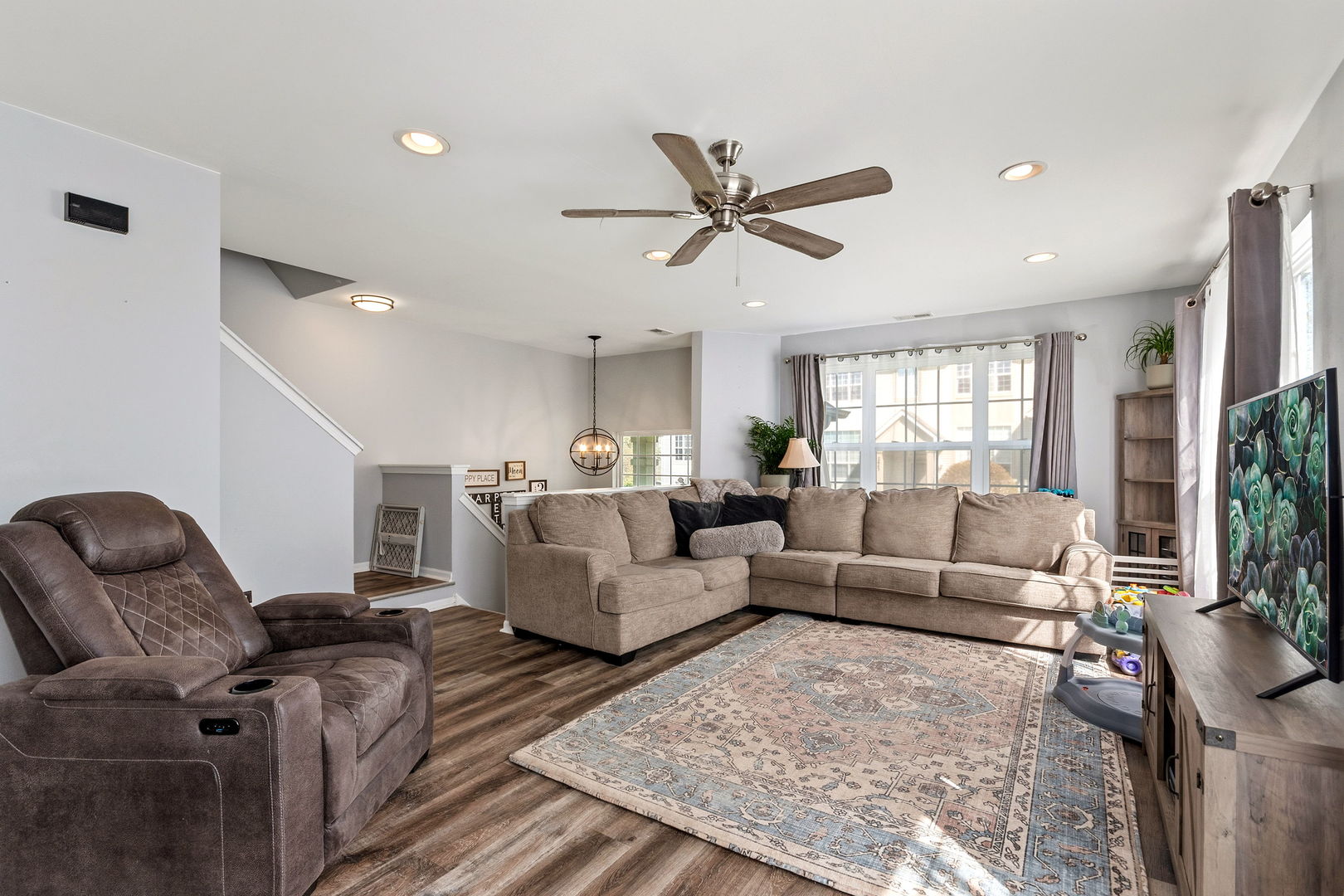 2635 Canyon Drive, Plainfield, IL