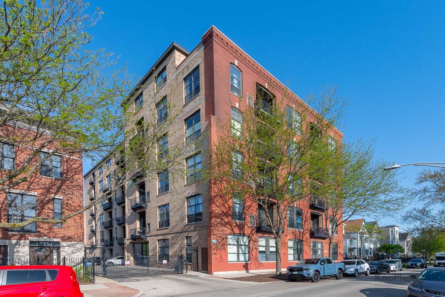 1820 N Spaulding Avenue #410, Chicago, IL