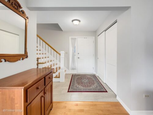 517 Renn Court, Wheaton, IL