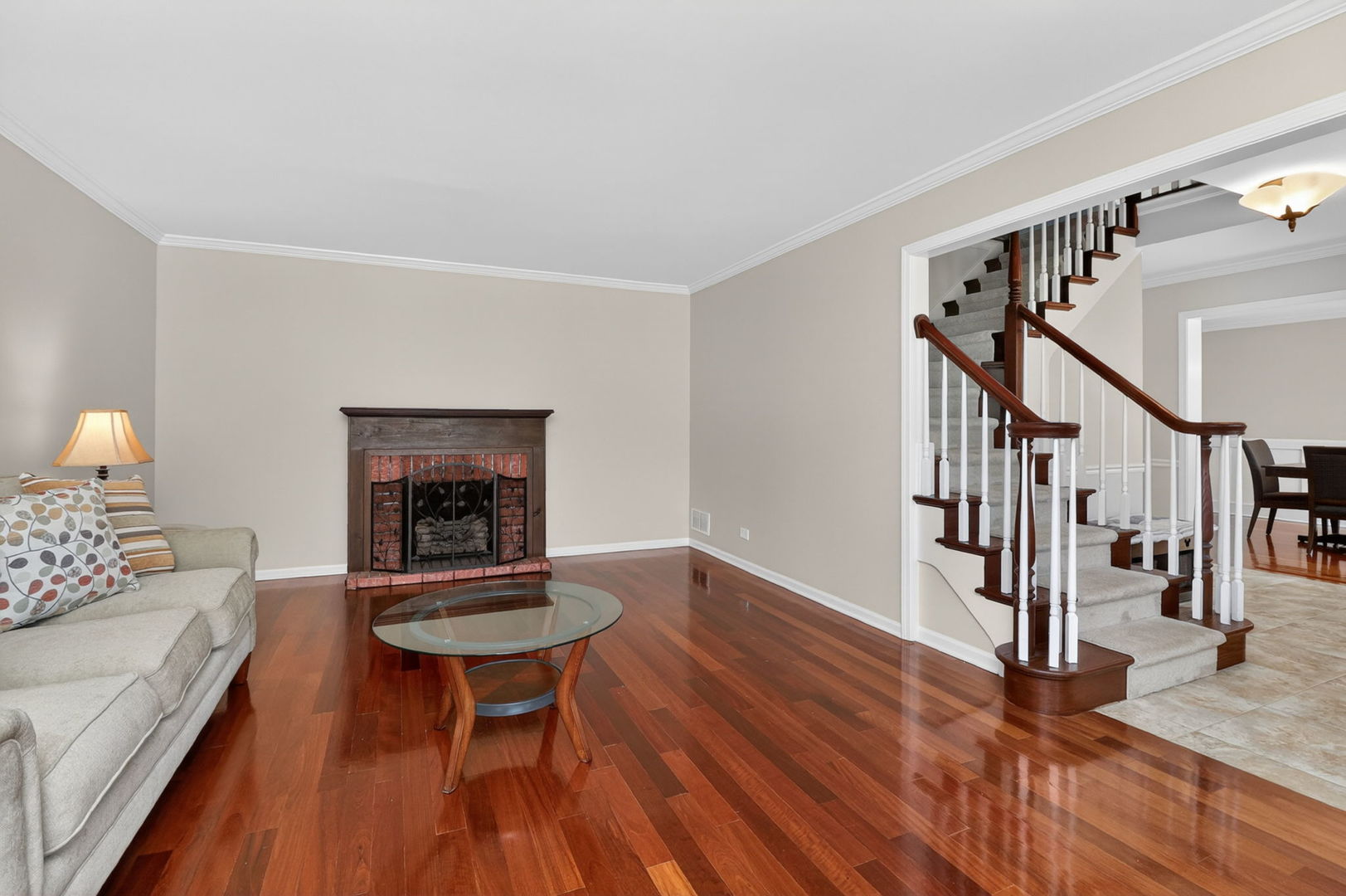 1212 Richfield Court, Woodridge, IL