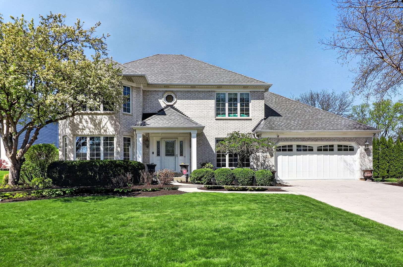 1212 Richfield Court, Woodridge, IL