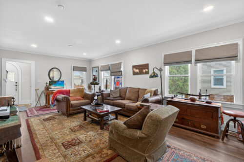 320 Chalmers Street, Geneva, IL