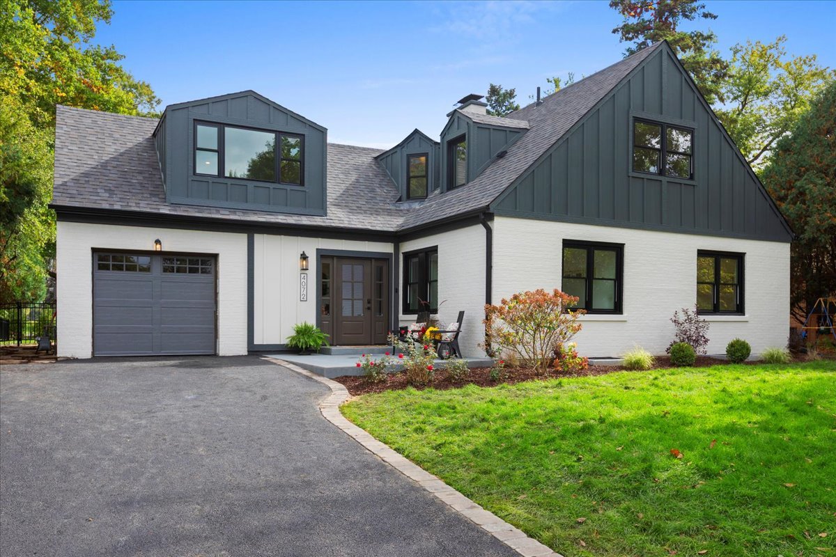 4072 Bunker Lane, Wilmette, IL