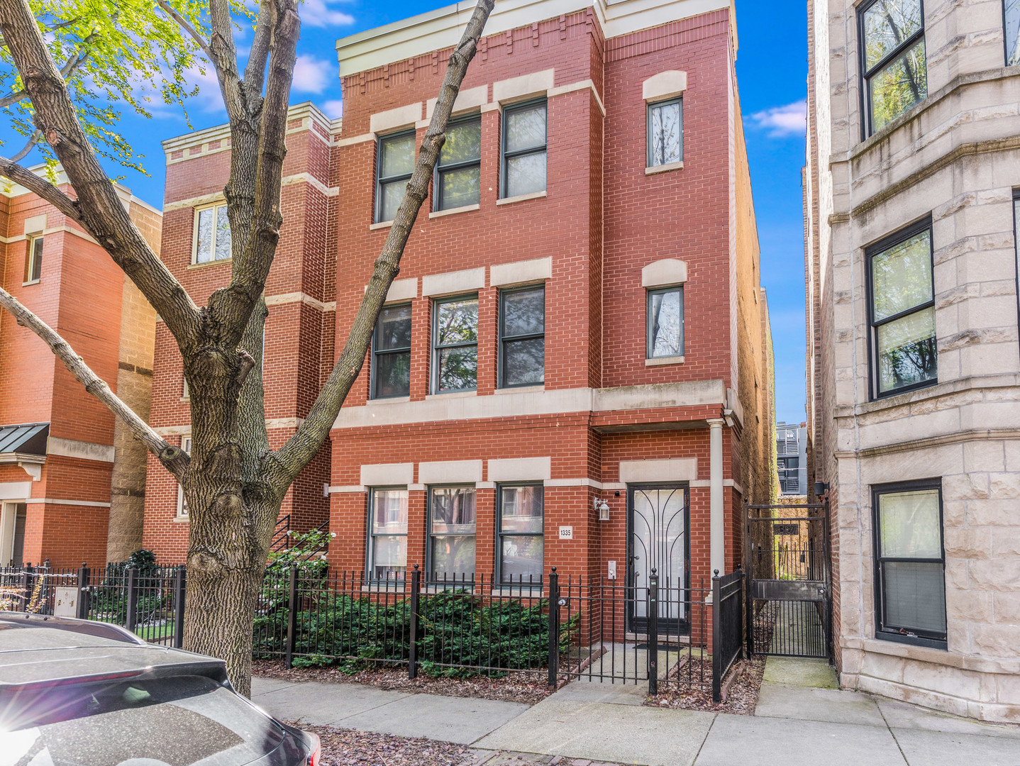 1335 W Fillmore Street #B, Chicago, IL