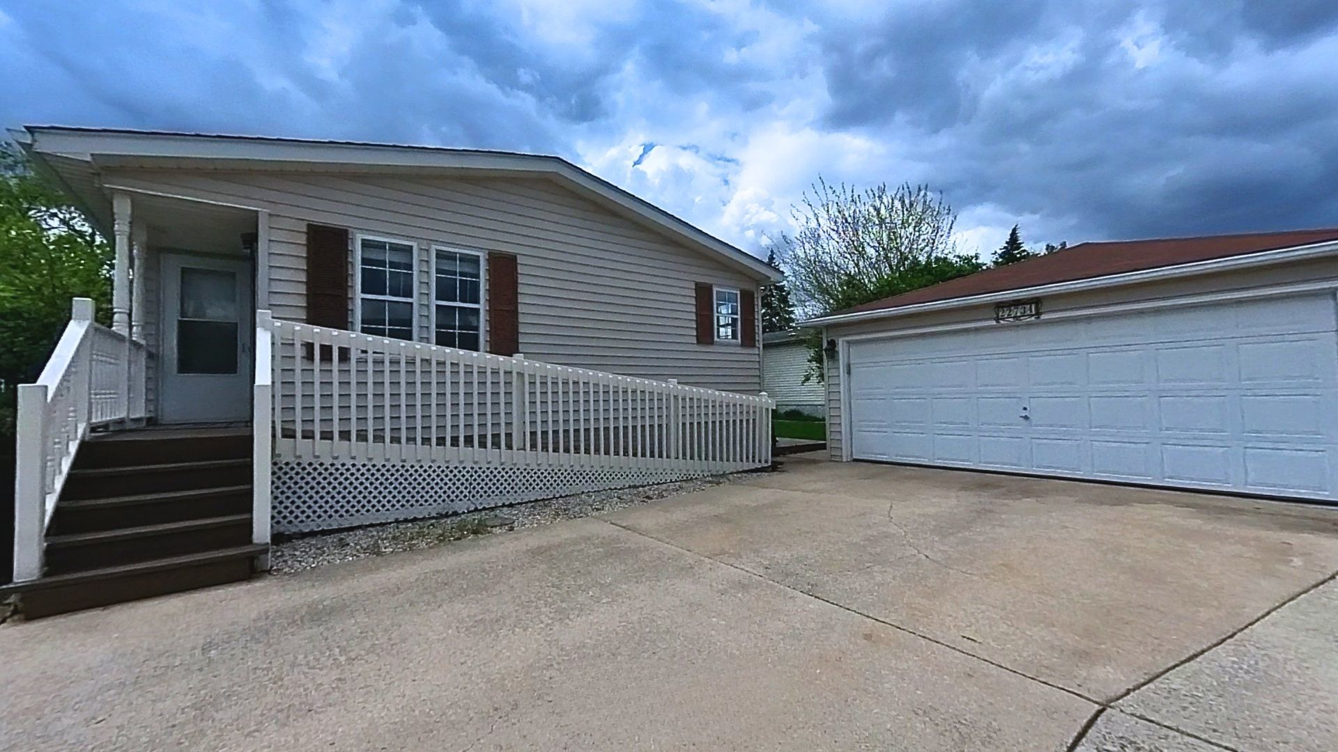 22734 Ravisloe Lane, Frankfort, IL
