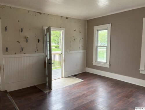 411 W 4th, Golden, IL