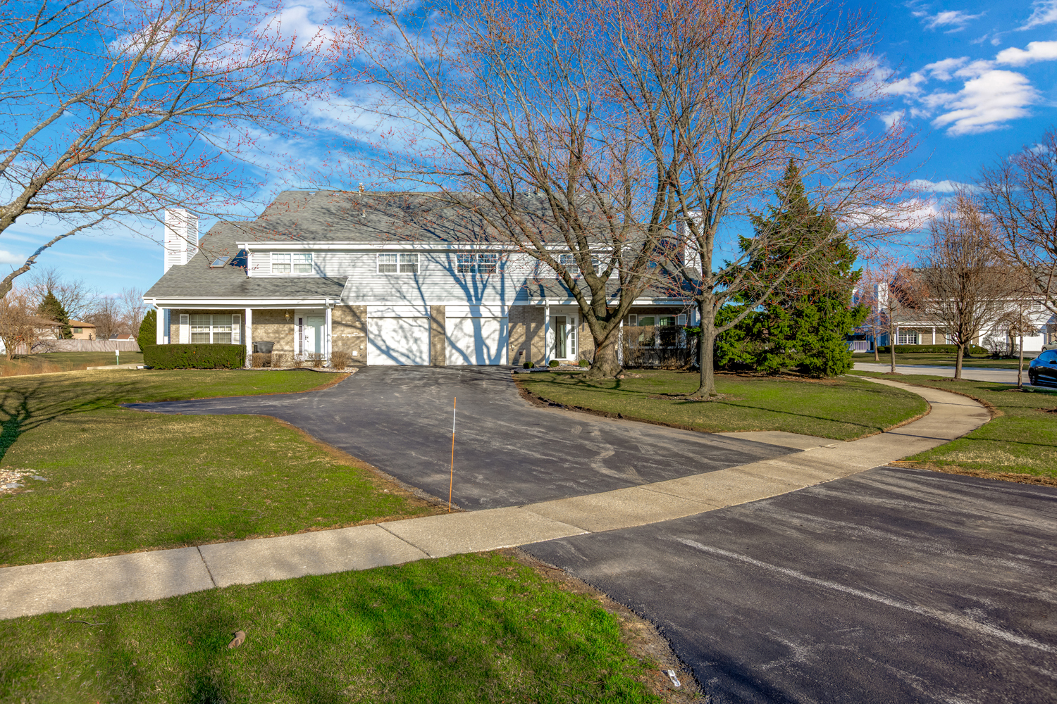 7114 Olde Gatehouse Road, Tinley Park, IL