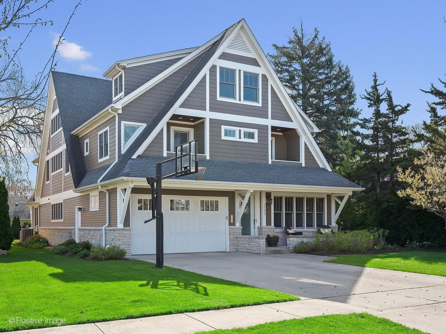 333 Kenmore Avenue, Elmhurst, IL