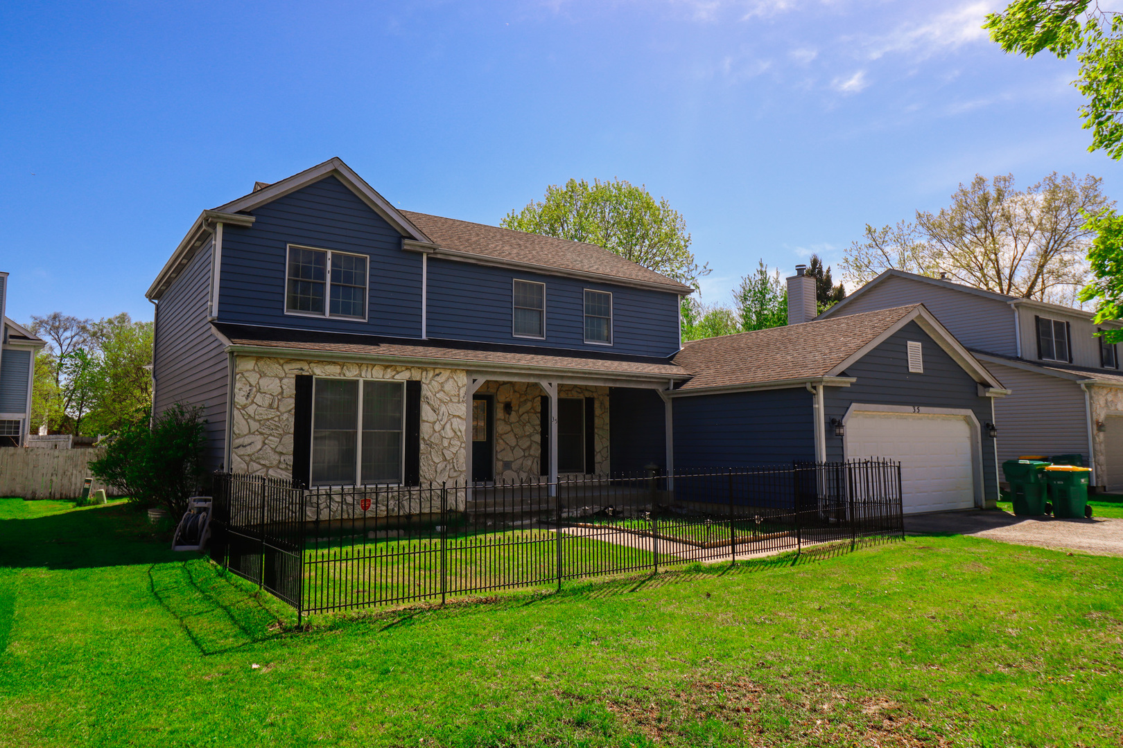 35 Meyerson Way, Wheeling, IL