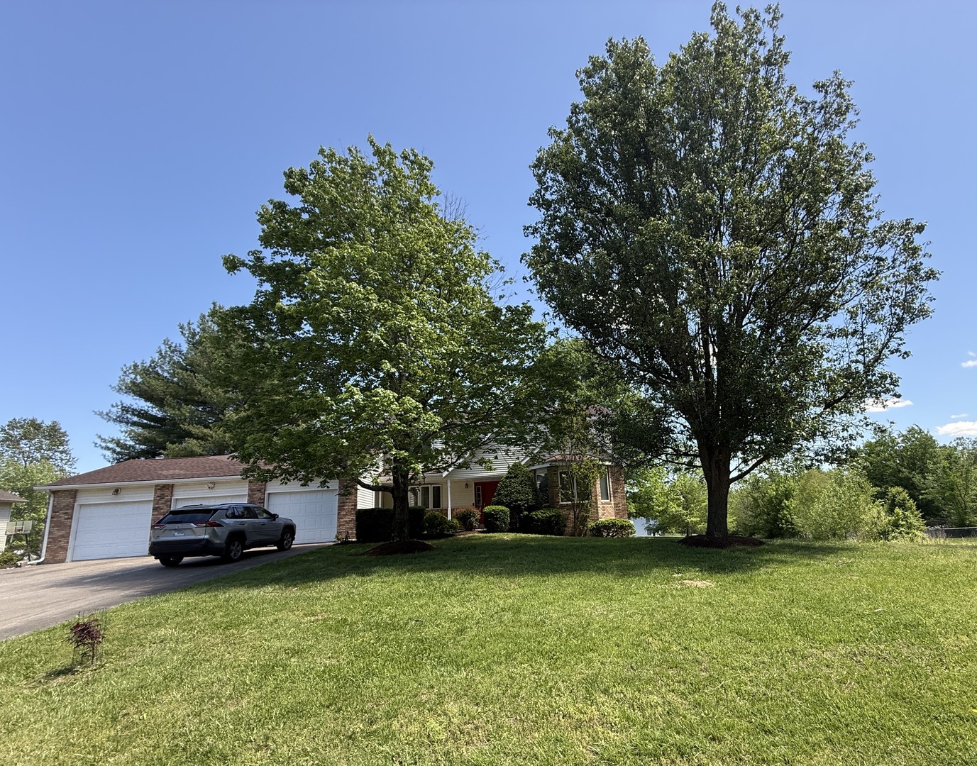 136 Bonnie Brae Road, Carbondale, IL