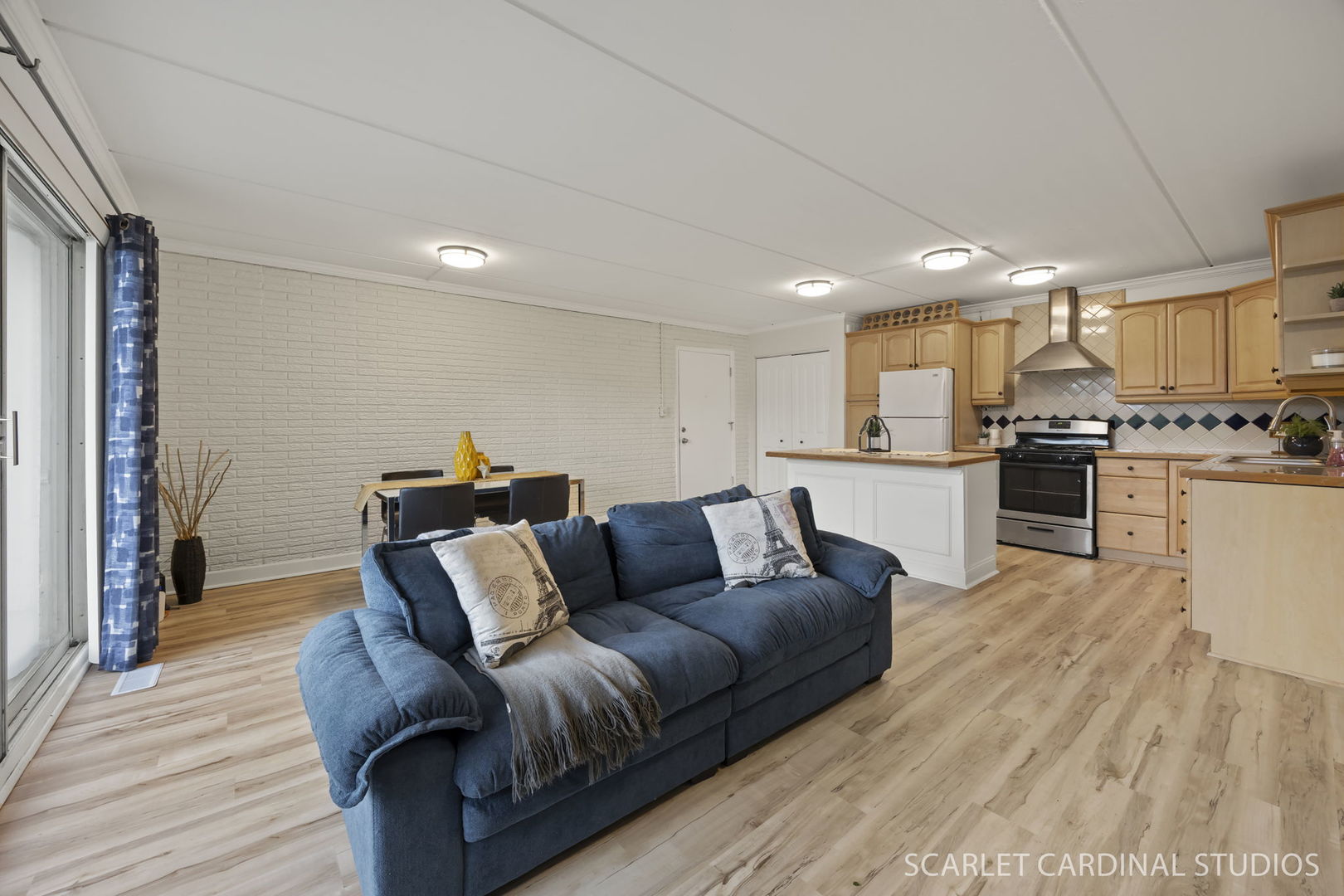 1133 Royal St George Drive #107, Naperville, IL