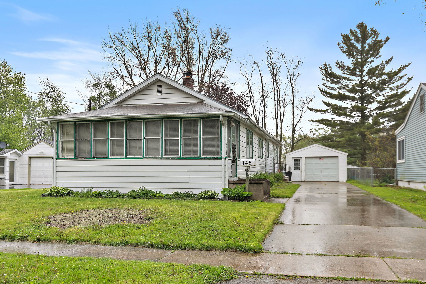 148 Holly Street, DeKalb, IL