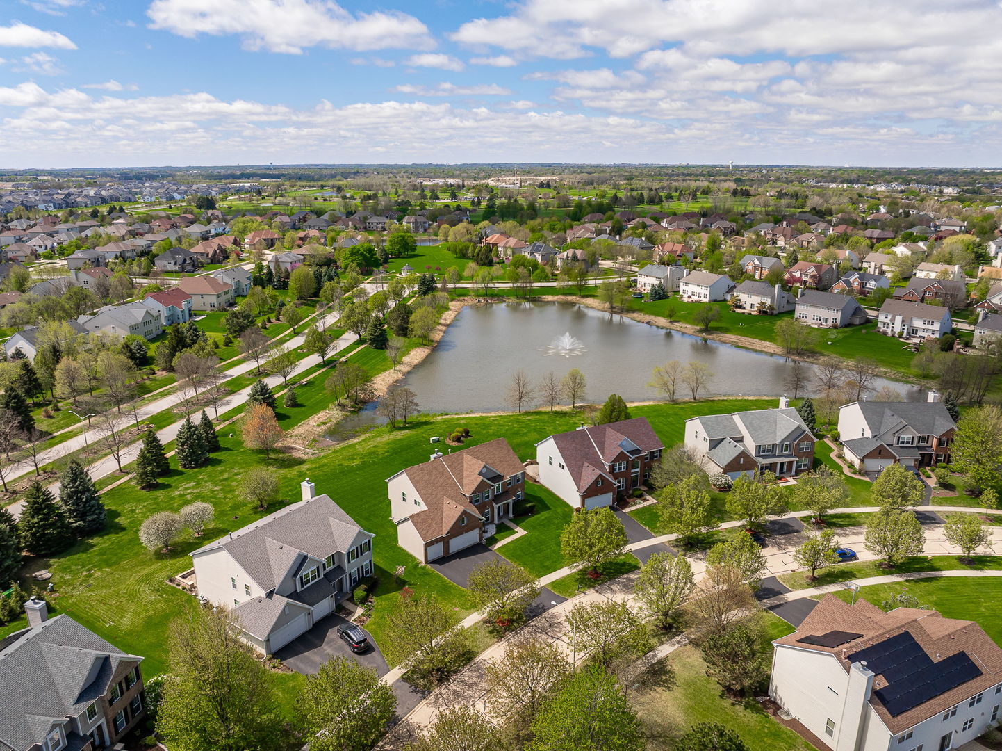 329 Chick Evans Street, Bolingbrook, IL