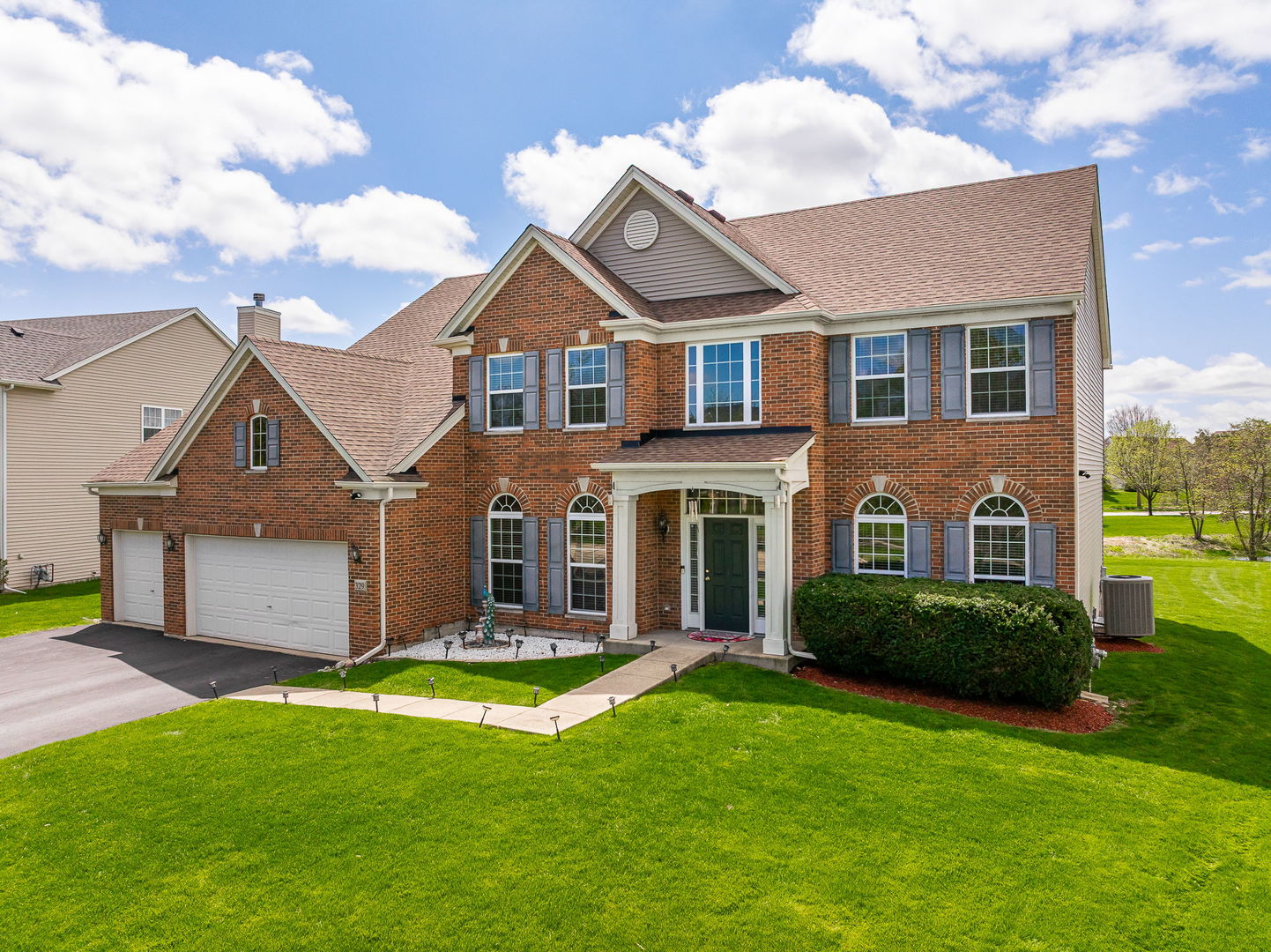 329 Chick Evans Street, Bolingbrook, IL