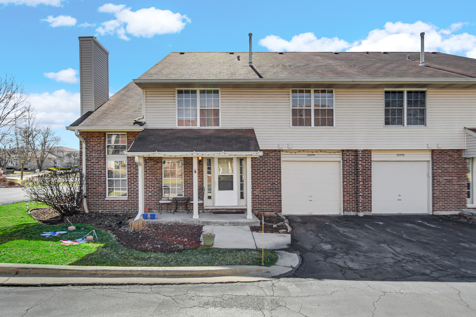 16054 85th Place, Tinley Park, IL