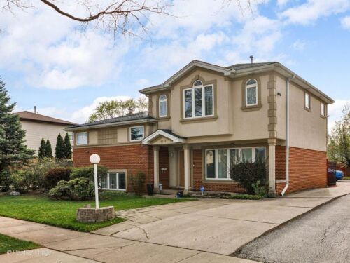 9506 Ozanam Avenue, Morton Grove, IL