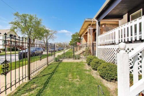 5120 W Eddy Street, Chicago, IL