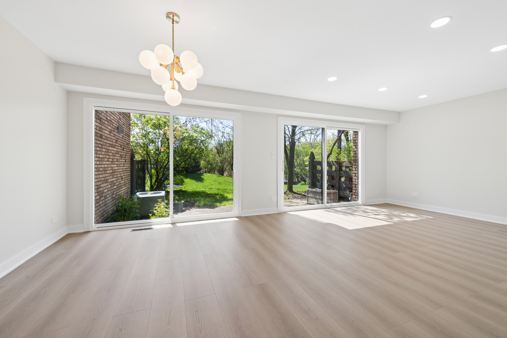 1935 Mission Hills Lane, Northbrook, IL