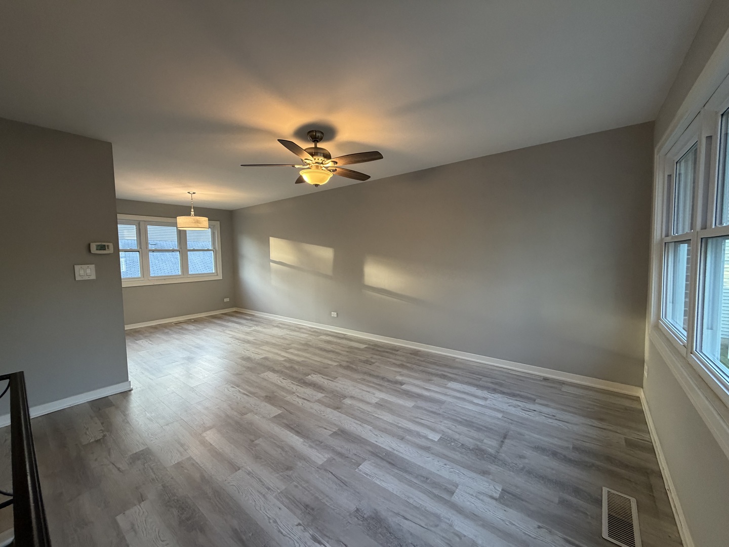 7728 Dalewood Parkway, Woodridge, IL