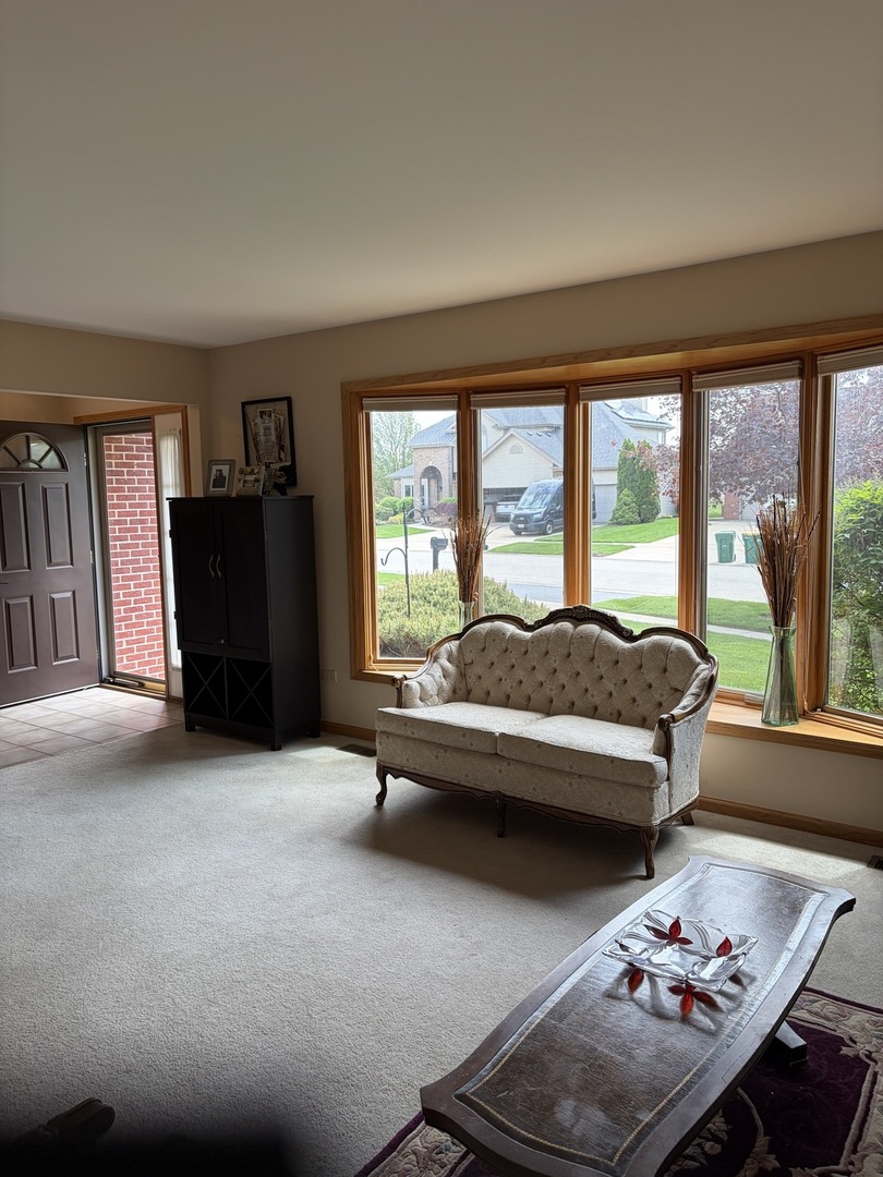 16404 SHAWNEE Drive, Lockport, IL