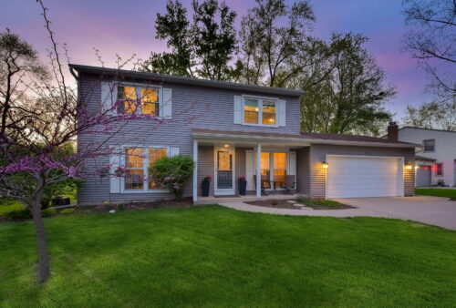 1702 La Palma Court, Wheaton, IL