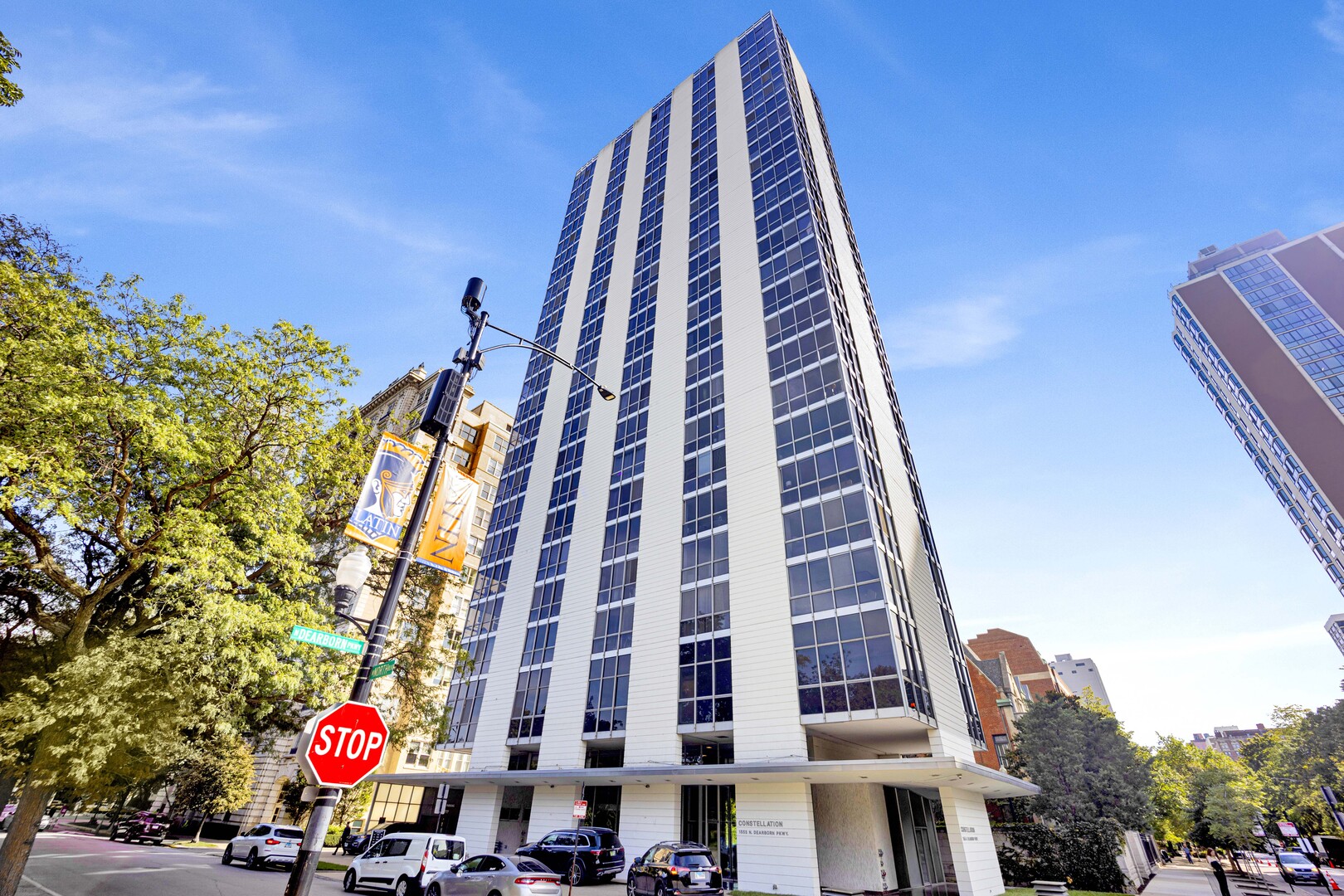 1555 N Dearborn Parkway #8C, Chicago, IL