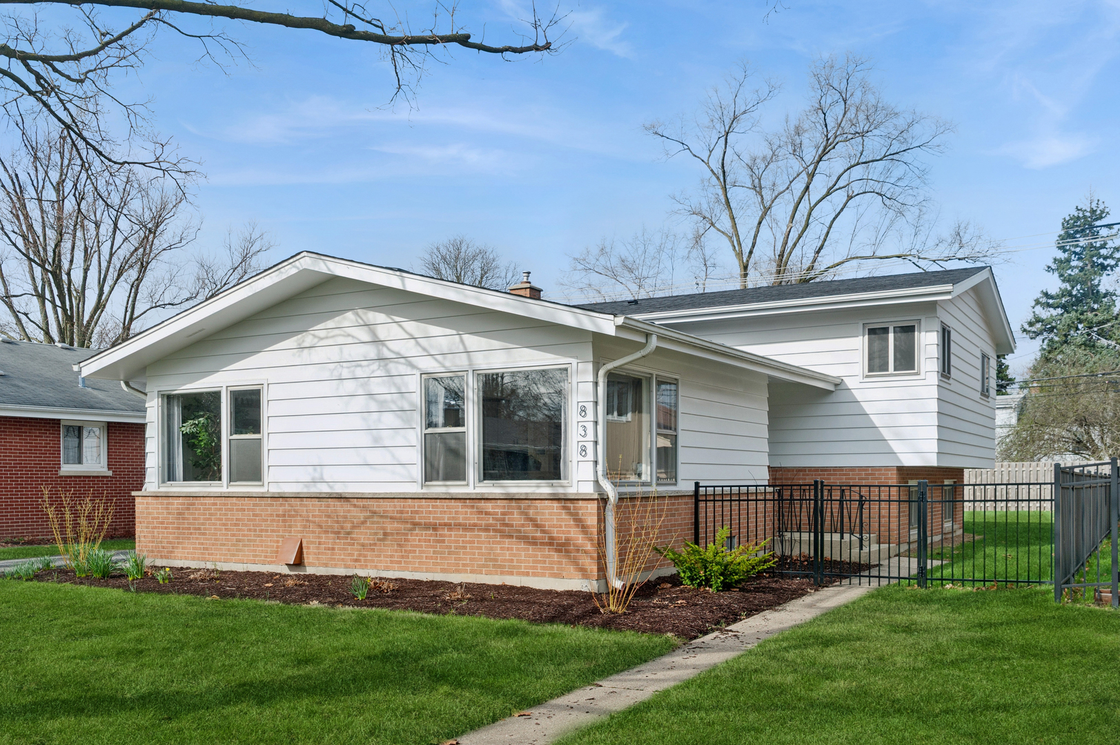 838 S Saylor Avenue, Elmhurst, IL