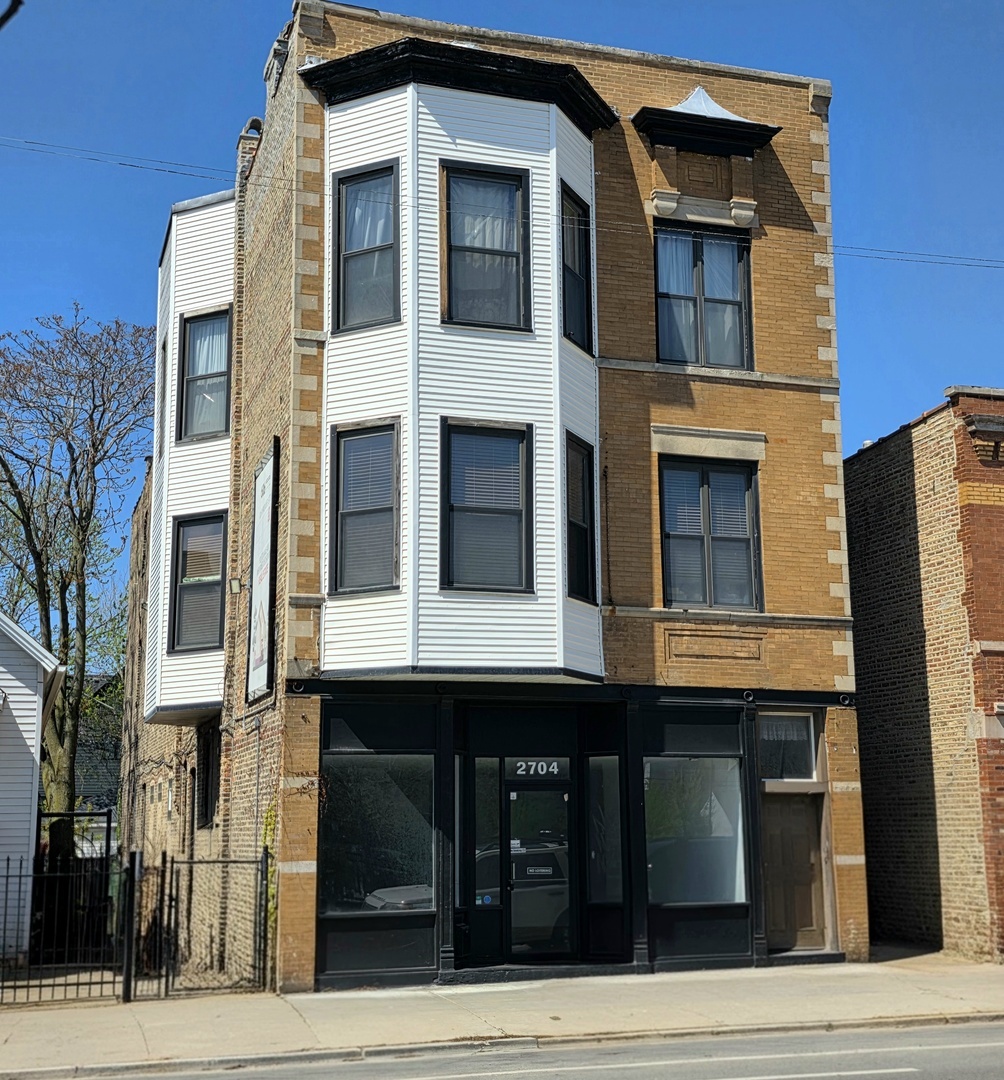 2704 N CALIFORNIA Avenue #1F, Chicago, IL