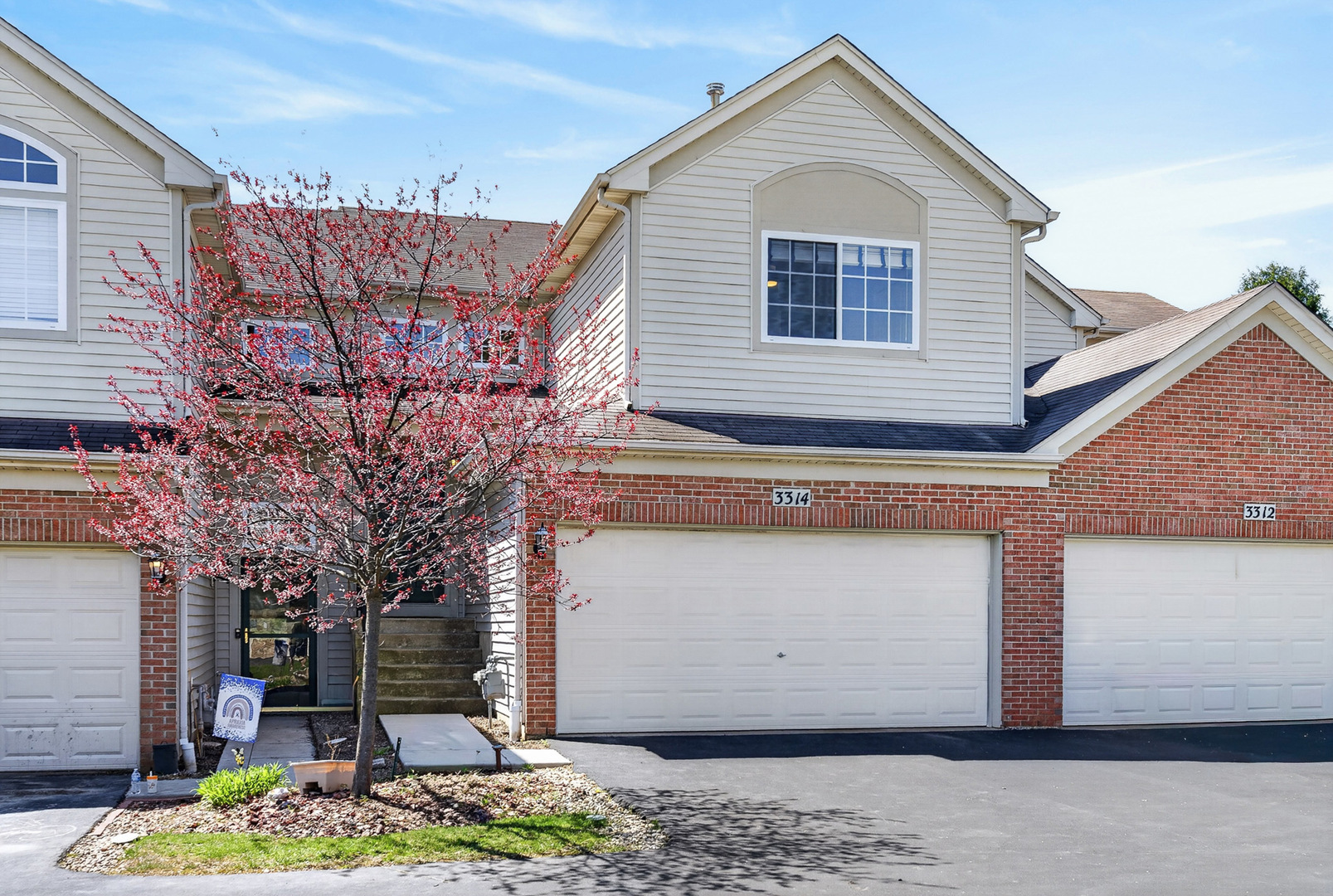3314 Blue Ridge Drive #3314, Carpentersville, IL