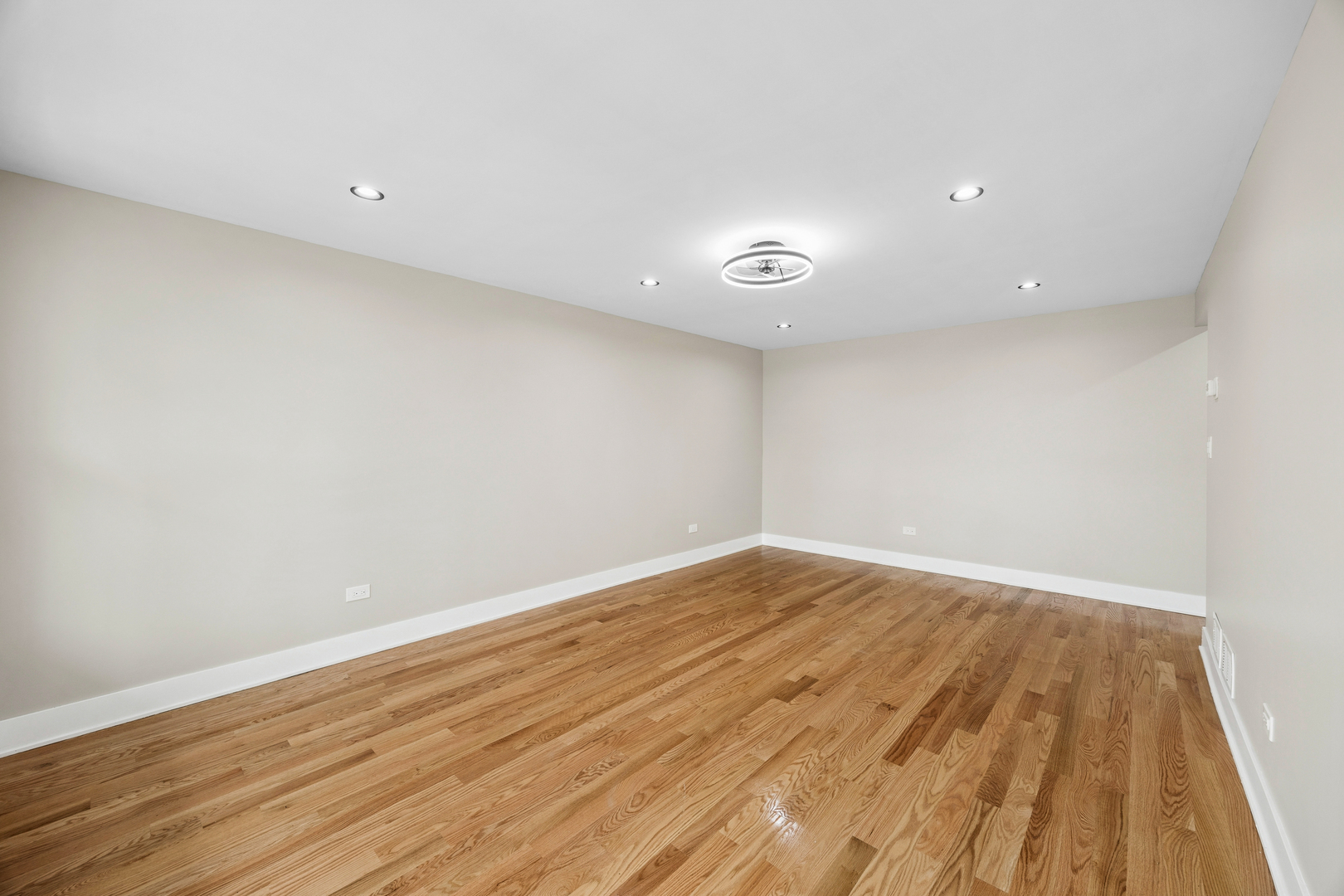 12621 S Wood Street, Calumet Park, IL