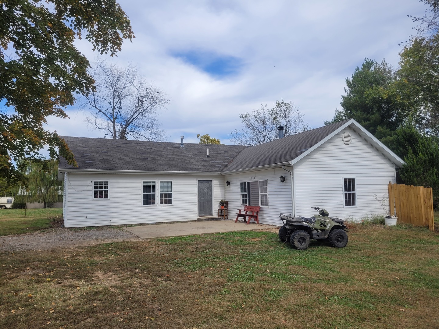 10270 N Reynolds Lane, Mt Vernon, IL