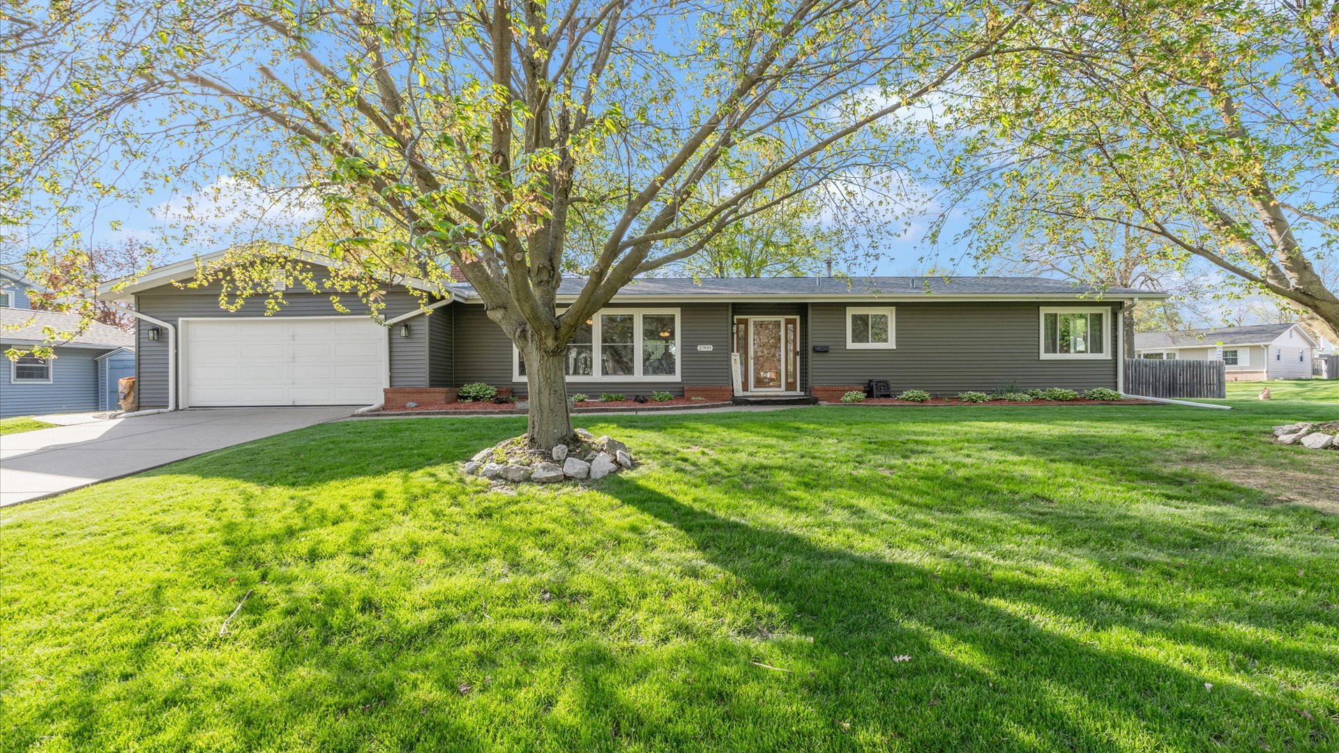 2900 27th Street, Rock Island, IL