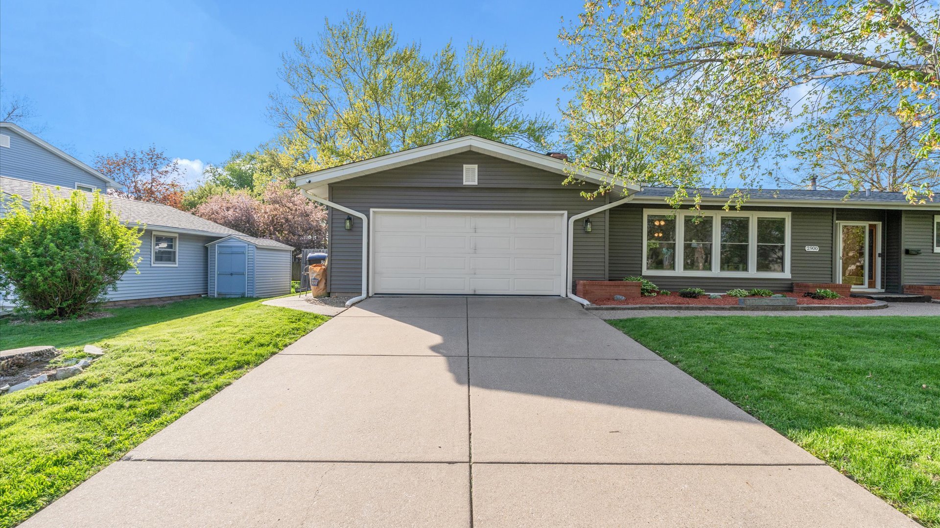 2900 27th Street, Rock Island, IL