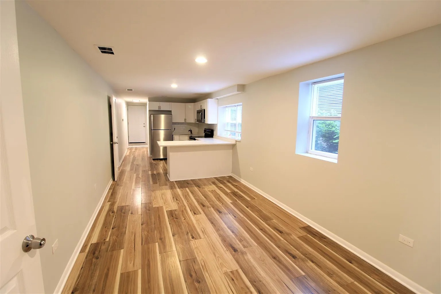 2731 W Saint Georges Court #1, Chicago, IL